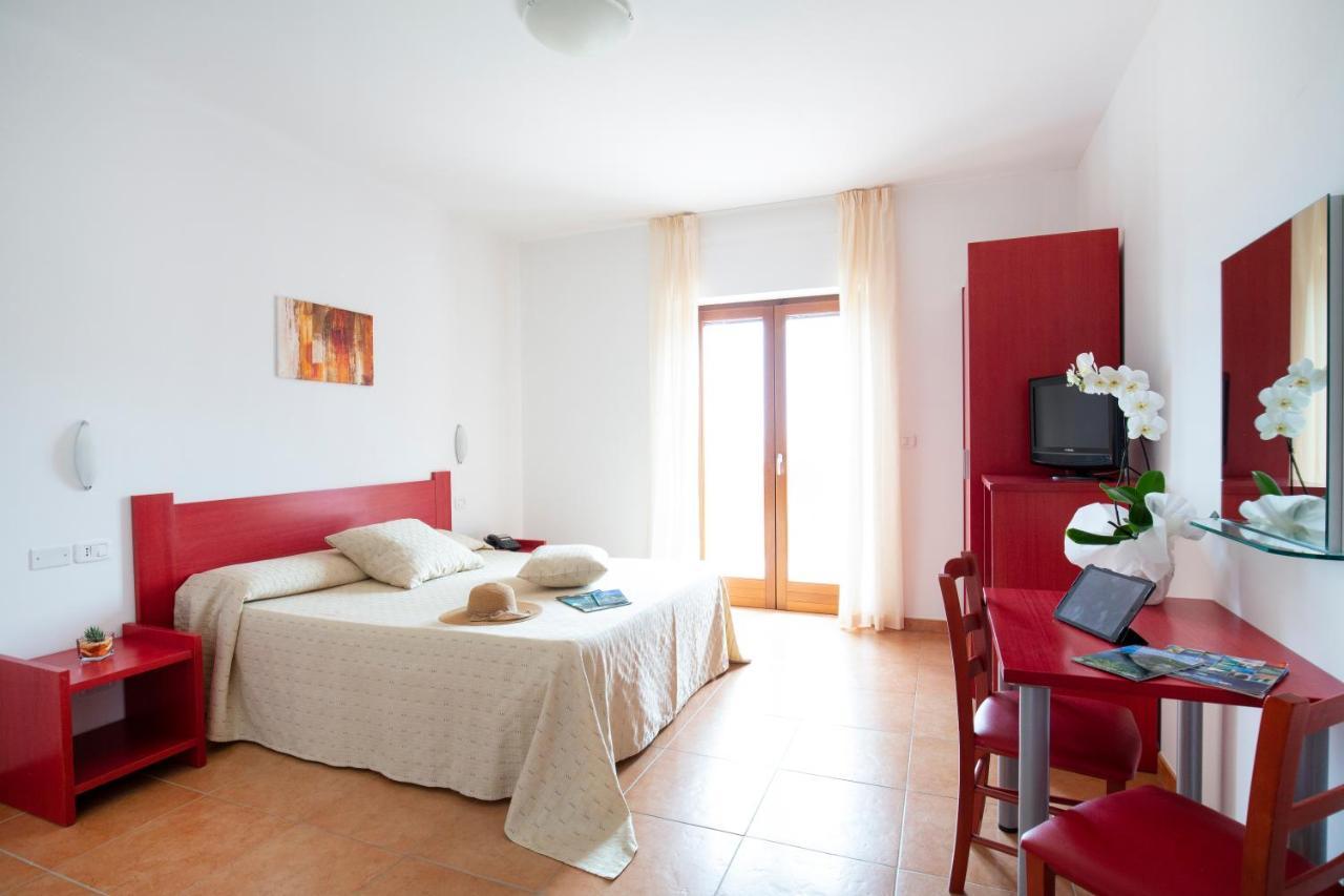 Hotel Delle More Βιέστε Εξωτερικό φωτογραφία