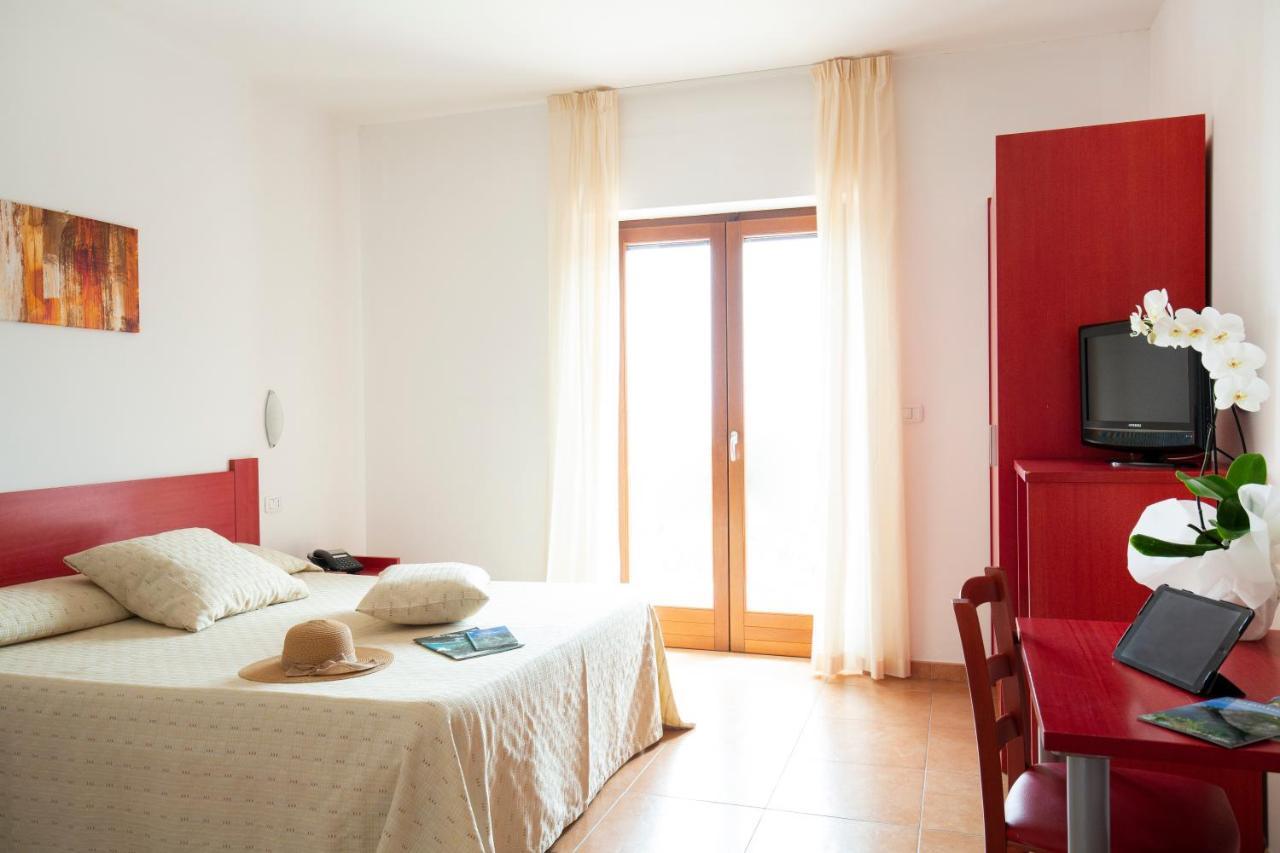 Hotel Delle More Βιέστε Εξωτερικό φωτογραφία