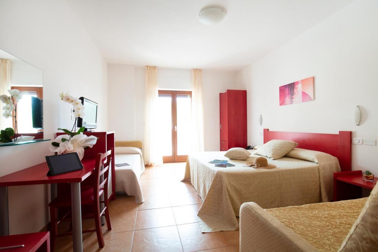 Hotel Delle More Βιέστε Εξωτερικό φωτογραφία