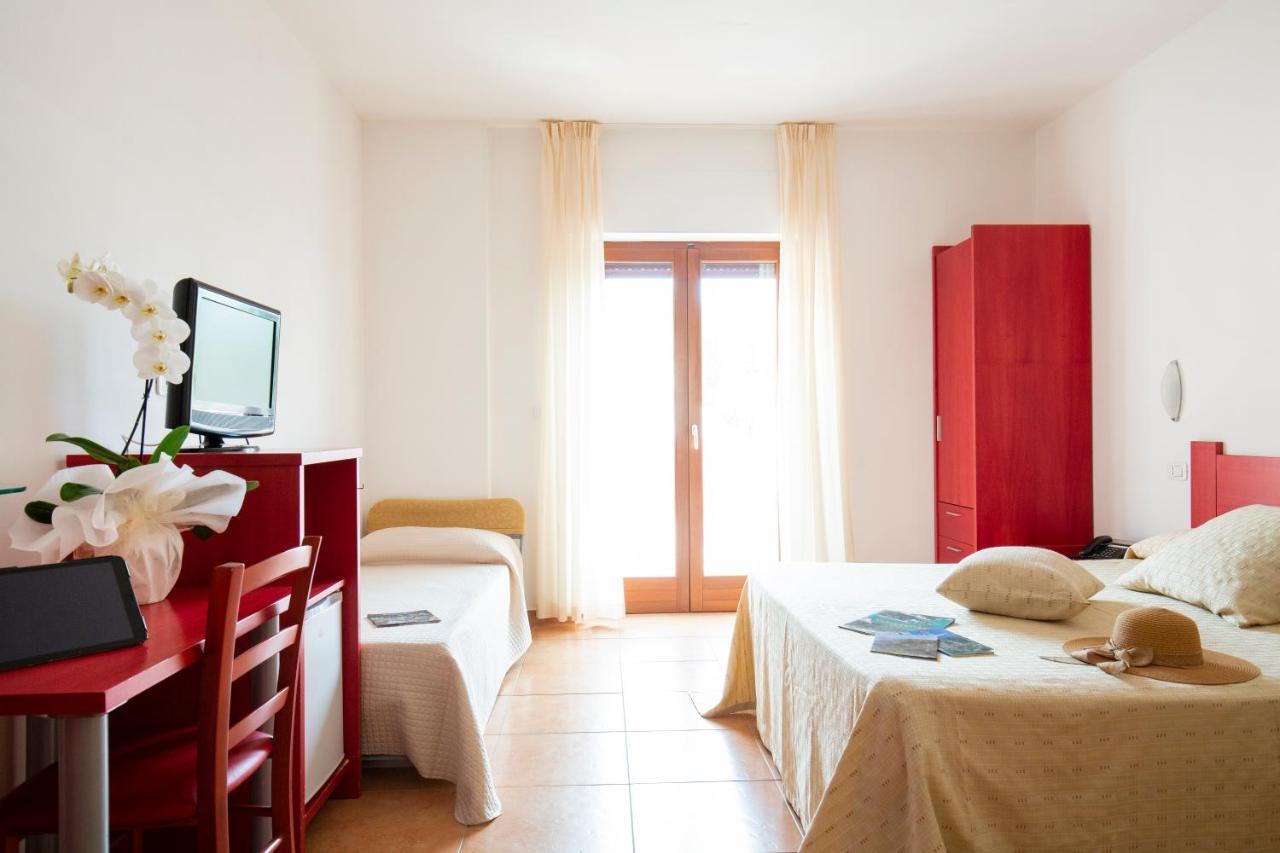 Hotel Delle More Βιέστε Εξωτερικό φωτογραφία